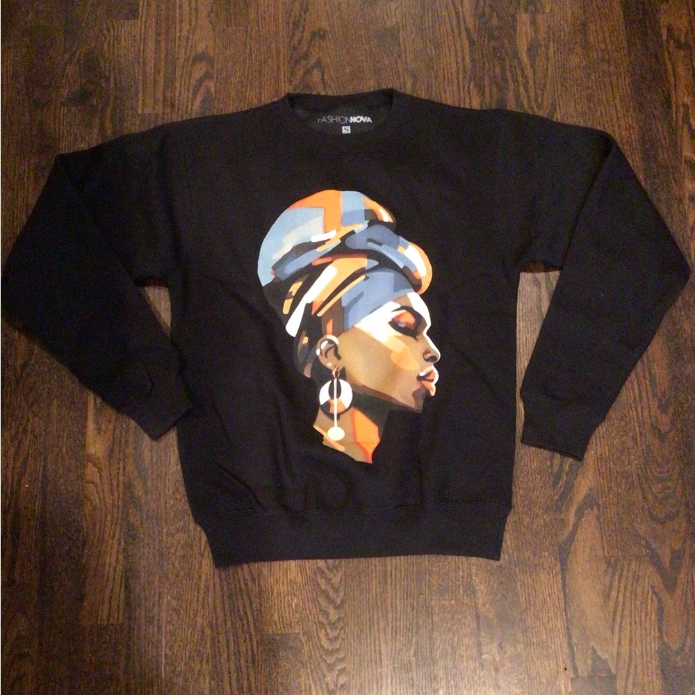 Fashion Nova - “Beautiful Self" sweatshirt with an abstract portrait graphic.
